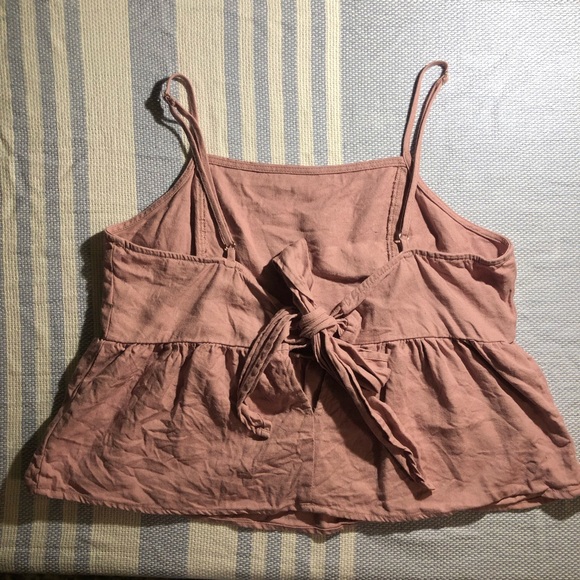 L.A. Hearts Babydoll Cropped Tank with Keyhole and Bow in Back - Picture 4 of 5